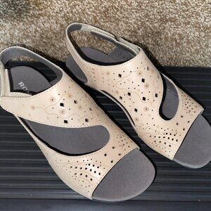 Romika, casual, super cute sandals. Size 6.5-7, EU Size 37